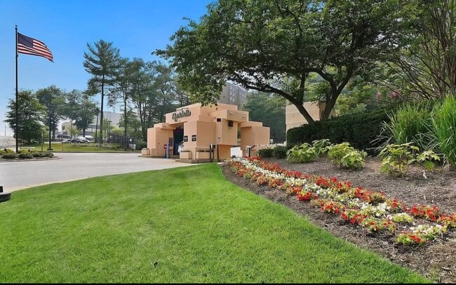 Guardgate for property - 5901 Mt Eagle Dr