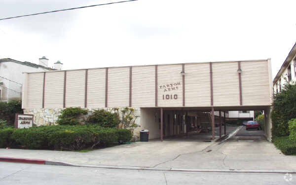 Foto del edificio - Parton Arms