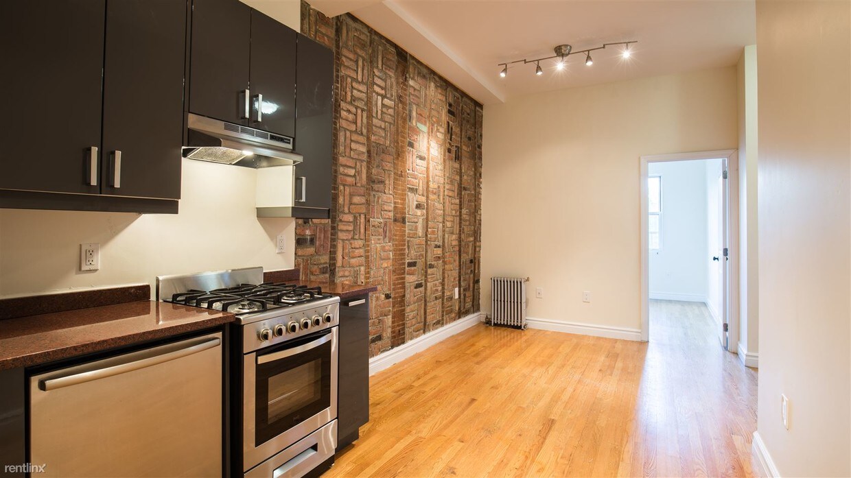 3 br, 1 bath - 117 Wilson Ave - 3 br, 1 bath  - 117 Wilson Ave