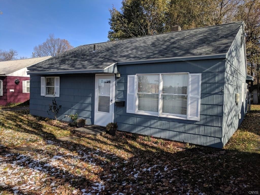 Primary Photo - 128 N Burdick St