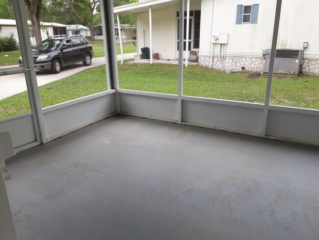Building Photo - 7196 Sunningdale Dr