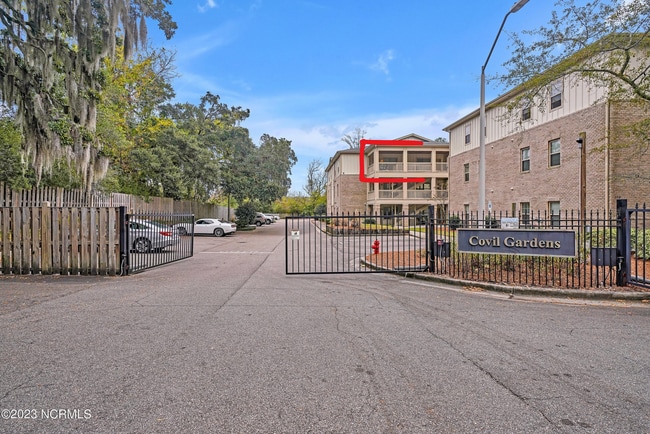 Experience the Heart of It All - at Covil Garden Condominiums! - Experience the Heart of It All - at Covil Garden Condominiums!