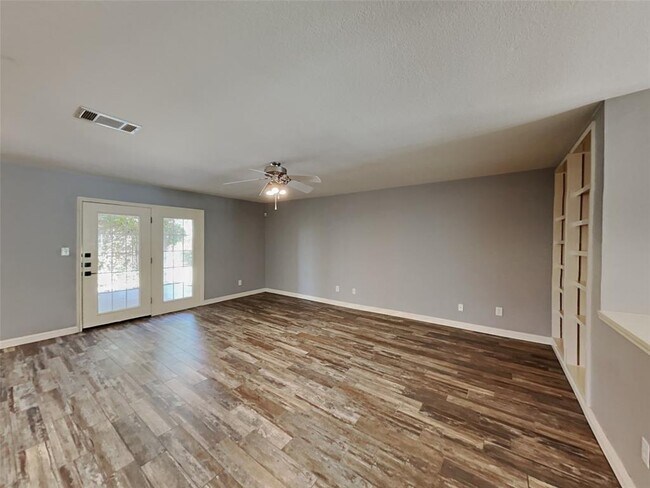 Building Photo - 904 Swallow Ridge Cove