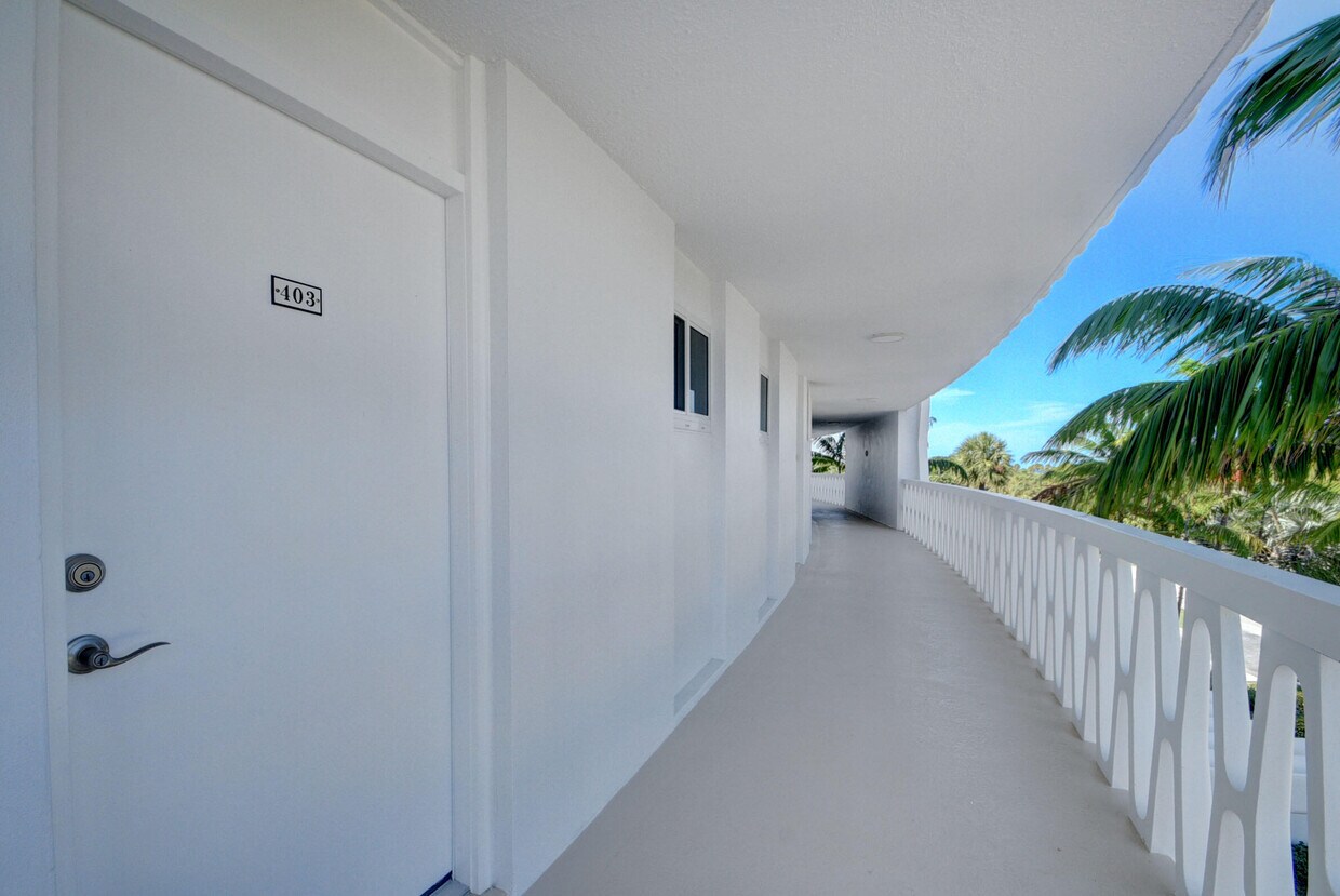 2505 S Ocean Blvd Unit 403, Palm Beach, FL 33480 Condo for Rent in