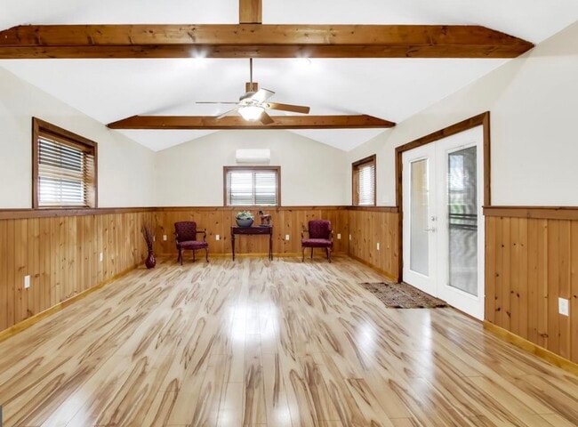 Building Photo - 3231 Alta Vista Rd