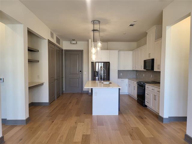 Foto del edificio - 2700 Old Denton Rd