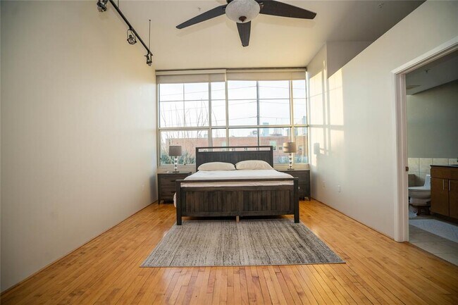 Foto del edificio - 1312 Live Oak St