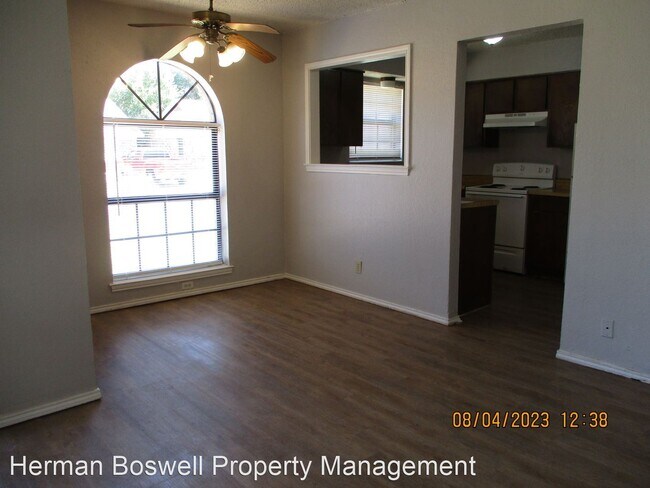 Foto del edificio - 2 br, 1 bath House - 1724 Justin Lyn