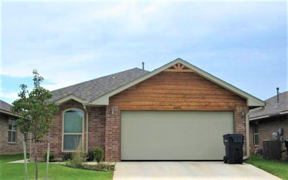 Foto principal - 2428 NW 198th St