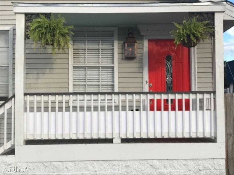 Primary Photo - 3 br, 2 bath House - 131 Millaudon St.