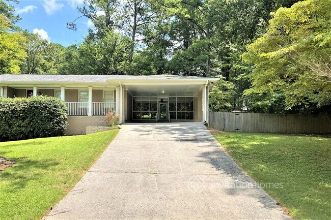 Building Photo - 640 Suholden Cir NE
