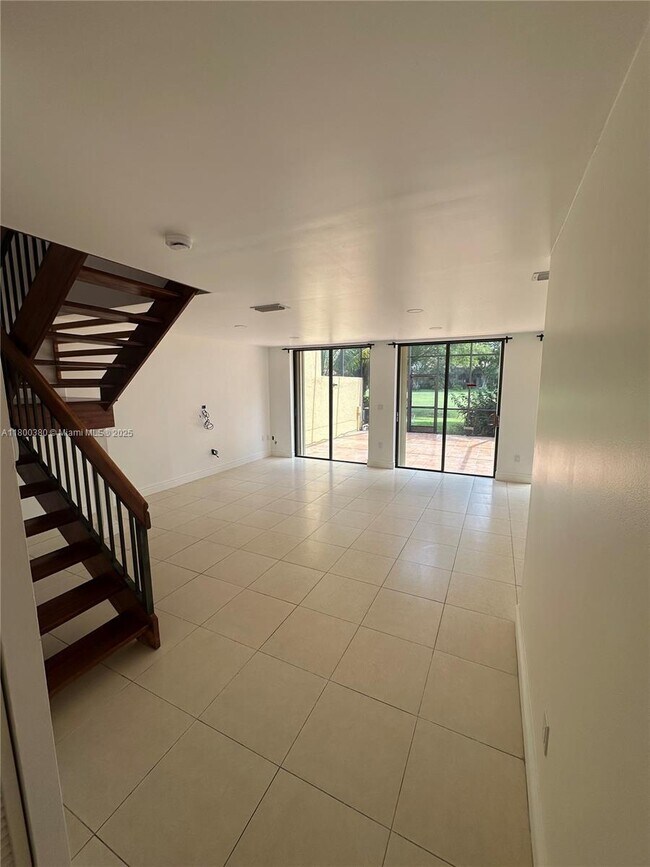 Building Photo - 10119 Costa Del Sol Blvd