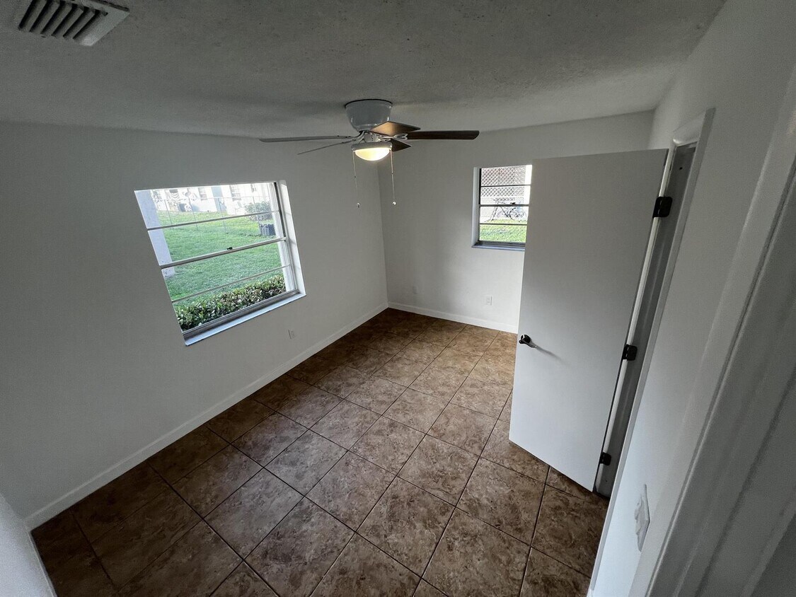 Foto del edificio - 2188 S Haverhill Rd
