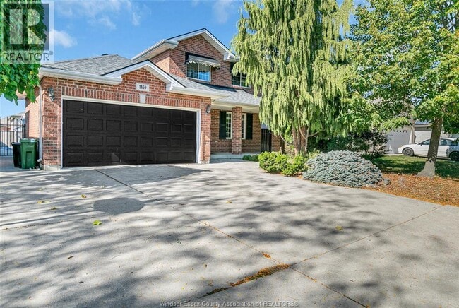 Photo du bâtiment - 1459 Clover Ave