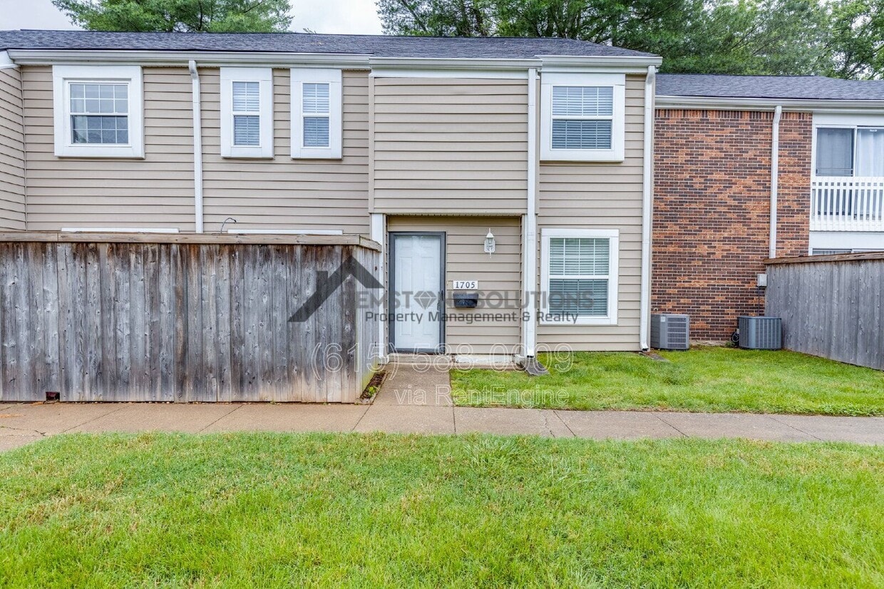 Photo - 1705 Granville Road