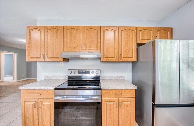 Foto del edificio - 6704 Interbay Blvd