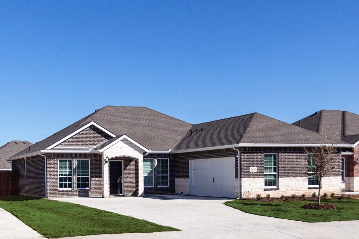 Foto principal - 2108 Nutmeg Wy