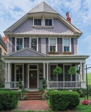 Building Photo - 418 Greene St