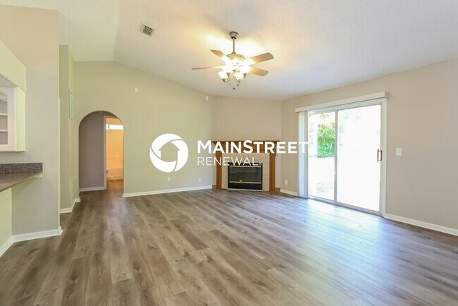 Foto del edificio - 3 Bedroom Pet-Friendly Home in Jacksonvill...
