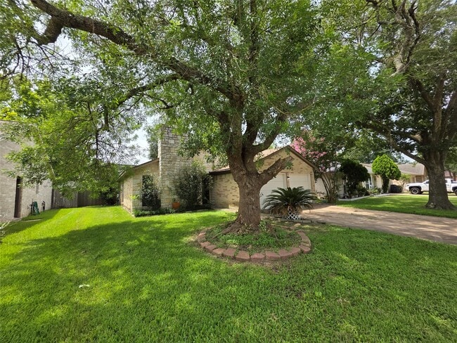 Building Photo - 22543 Market Square Ln