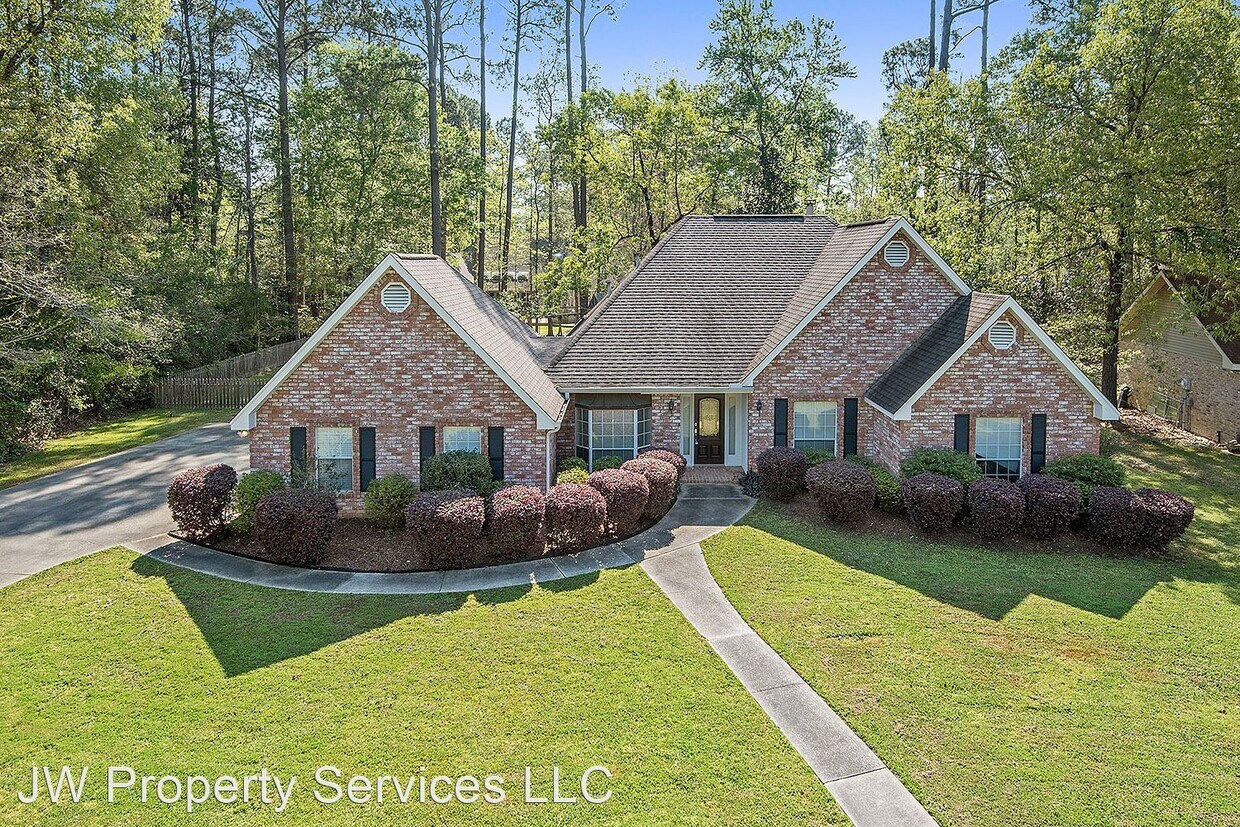 9 Oak Aly, Mandeville, LA 70471 House Rental in Mandeville, LA