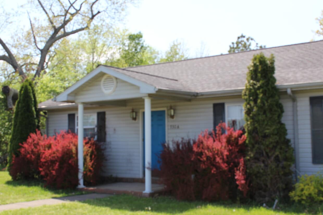 930 Bagwell Dr Unit B, Murray, KY 42071 Apartments in Murray, KY