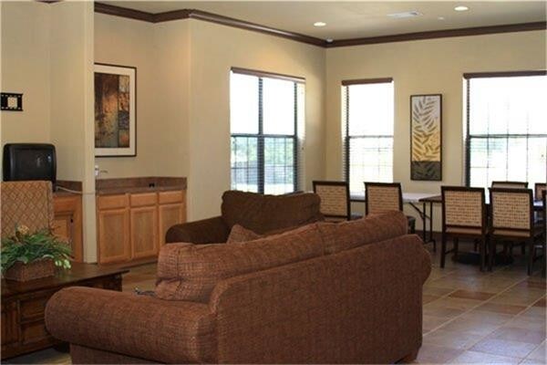 Foto del edificio - 810 N Frio St