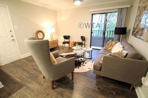 Foto del edificio - 3816 S Lamar Blvd