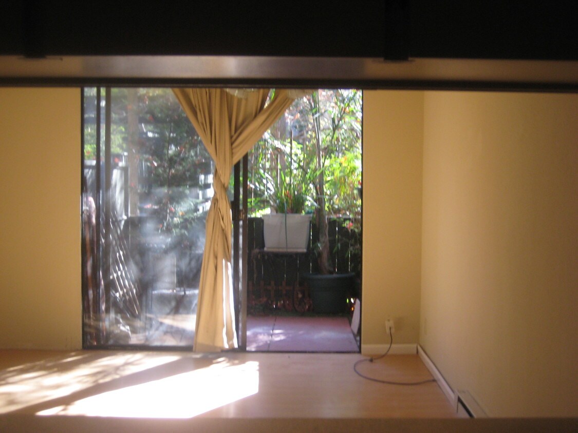 Building Photo - 6122 Shelter Creek Ln