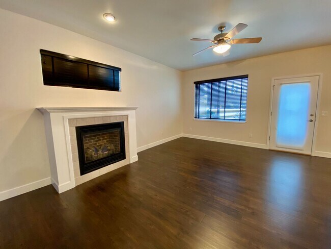 Foto del edificio - 55+ COMMUNITY HOME