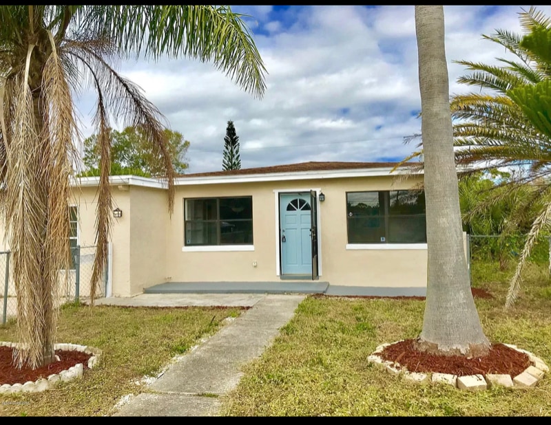 Primary Photo - 2434 Sarno Rd