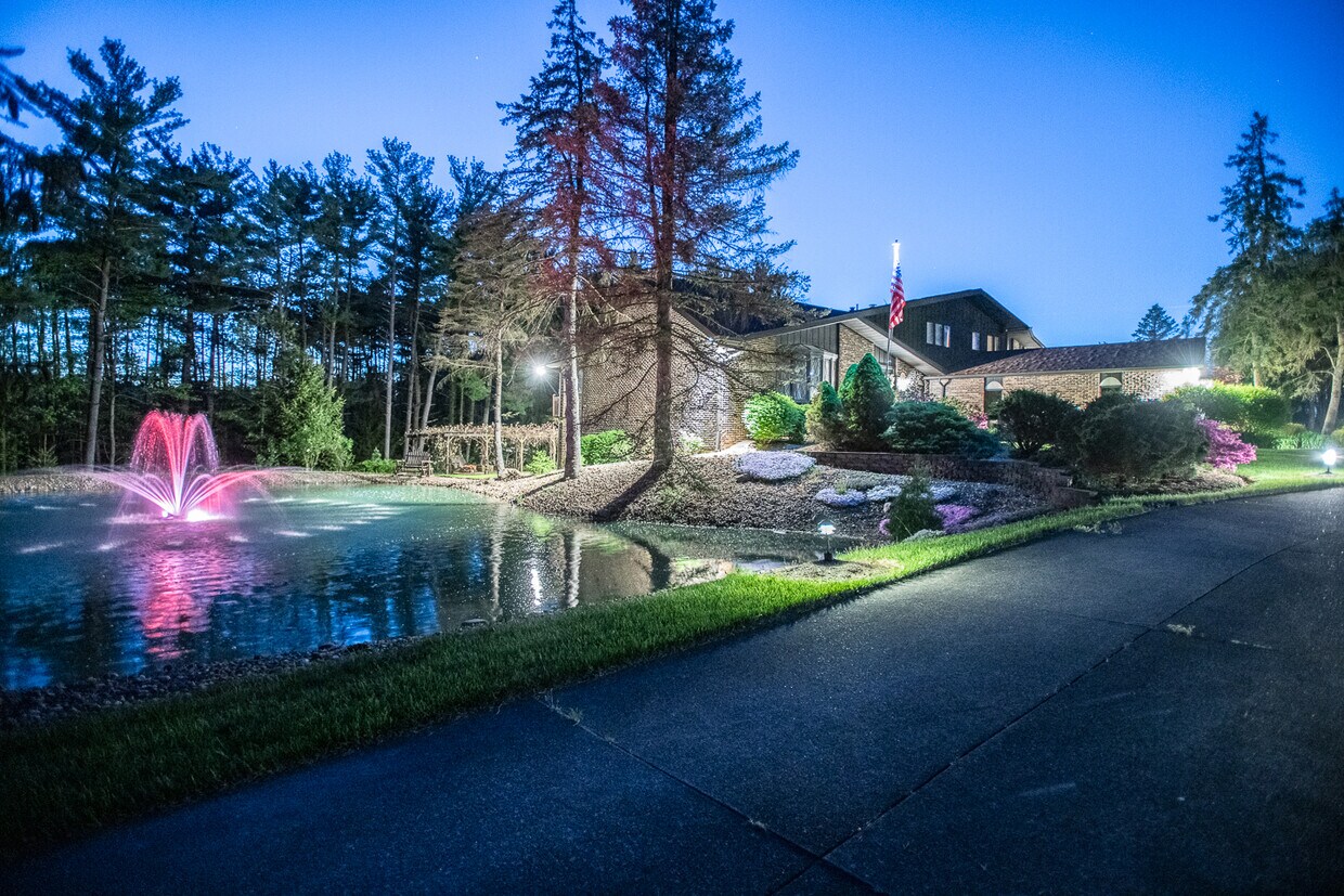 Primary Photo - 3313 Hamilton Rd