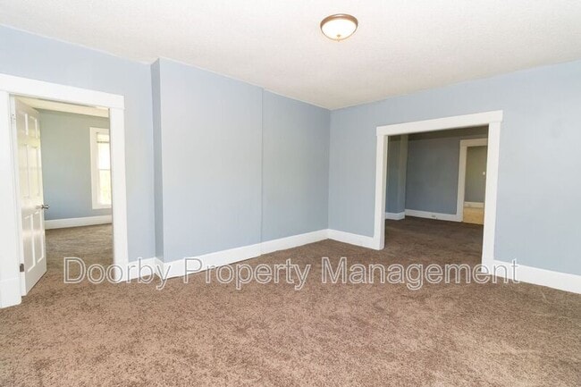 Foto del edificio - 3813 Central Ave