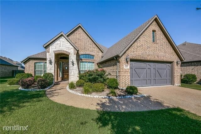 Primary Photo - 4 br, 2 bath House - 1212 Grayhawk Drive