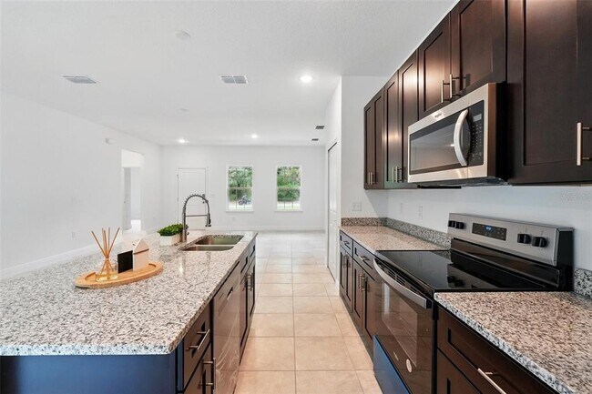 Foto del edificio - 7738 N Creek Way