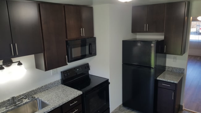 Foto del edificio - 1851 N Green Ln N