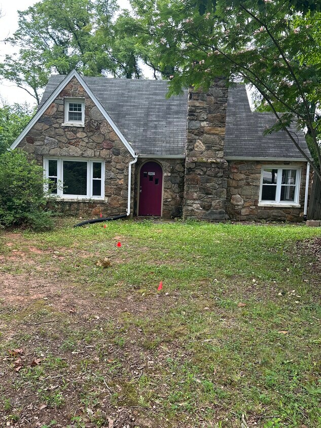Foto principal - 3907 S Amherst Hwy