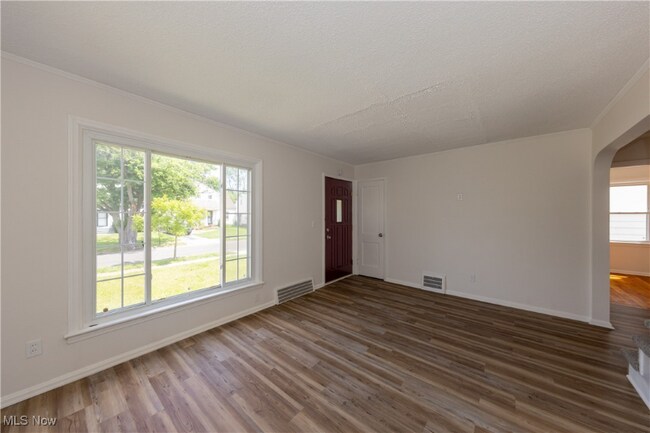 Foto del edificio - 21304 Watson Rd