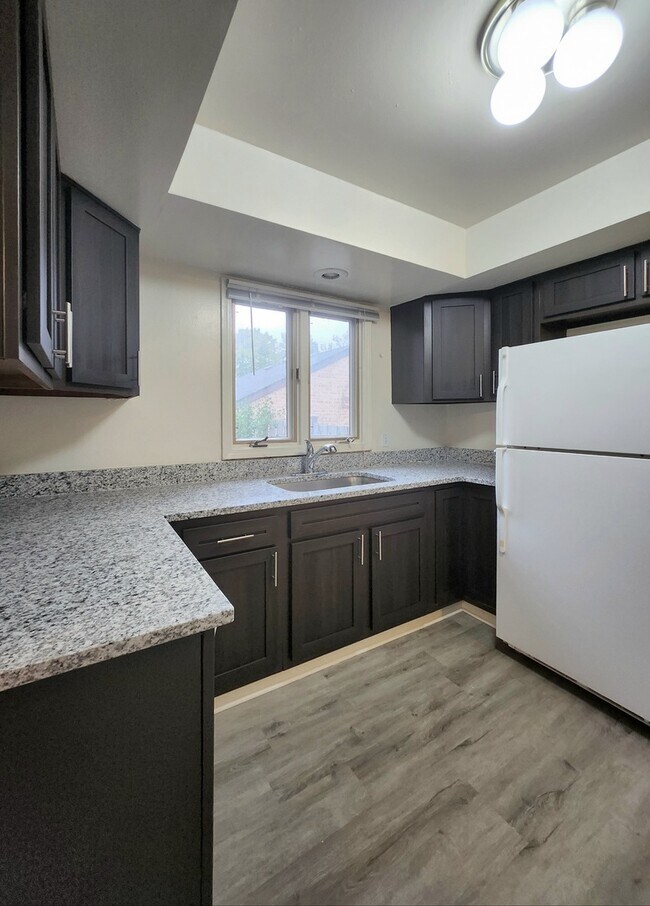 Foto del edificio - 792 Concord Ln