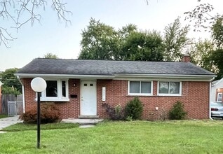 Building Photo - 30816 Grandview Ave