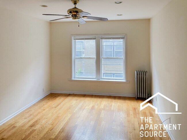 Foto del edificio - 3924 N Pine Grove Ave