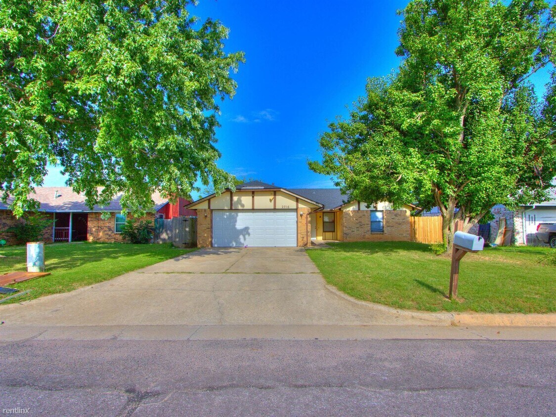 3 br, 2 bath House 2716 Zachary Place House for Rent in Spencer, OK