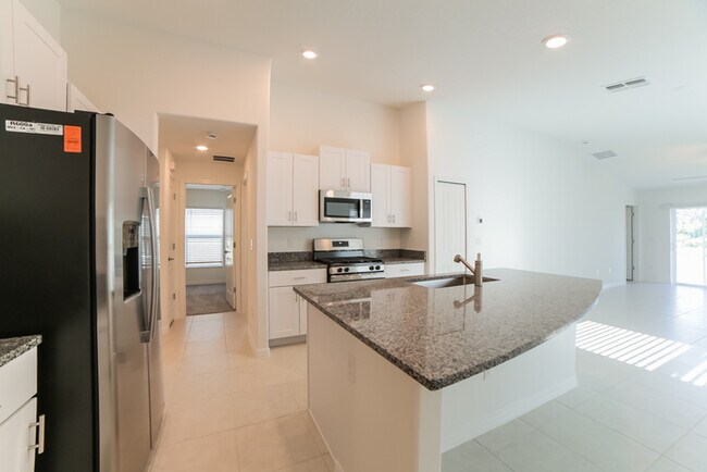Building Photo - 4117 84th Ct E