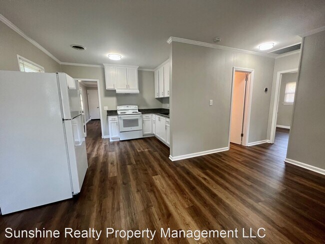Foto del edificio - 3 br, 1 bath House - 512 Border St