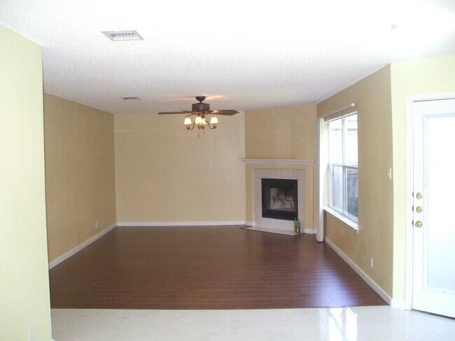 Building Photo - 9700 Dalewood Dr