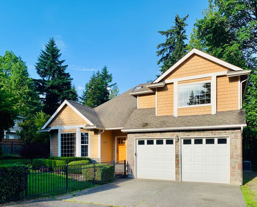 Primary Photo - Great Home For Rent