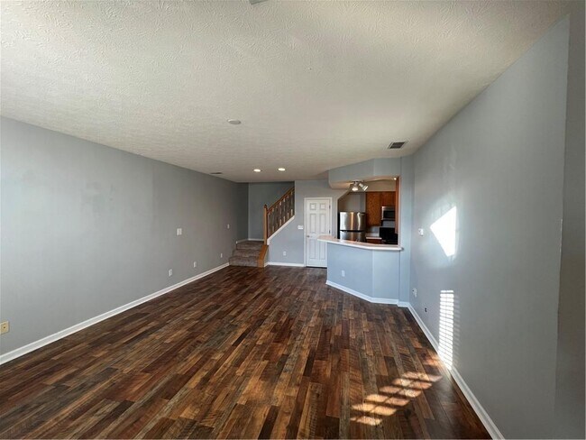 Foto del edificio - 11452 Enclave Blvd