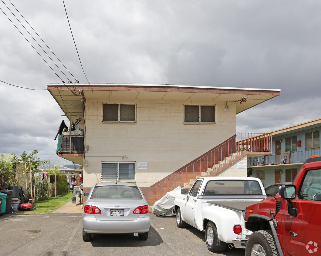 Building Photo - 94-819 Farrington Hwy