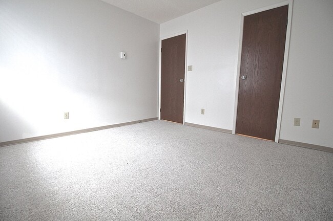 Building Photo - 54 Allanbrooke Dr