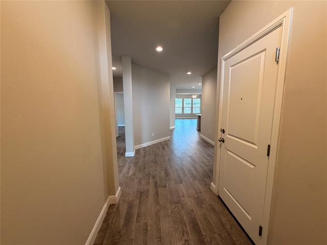 Building Photo - 209 Irish Moss Dr